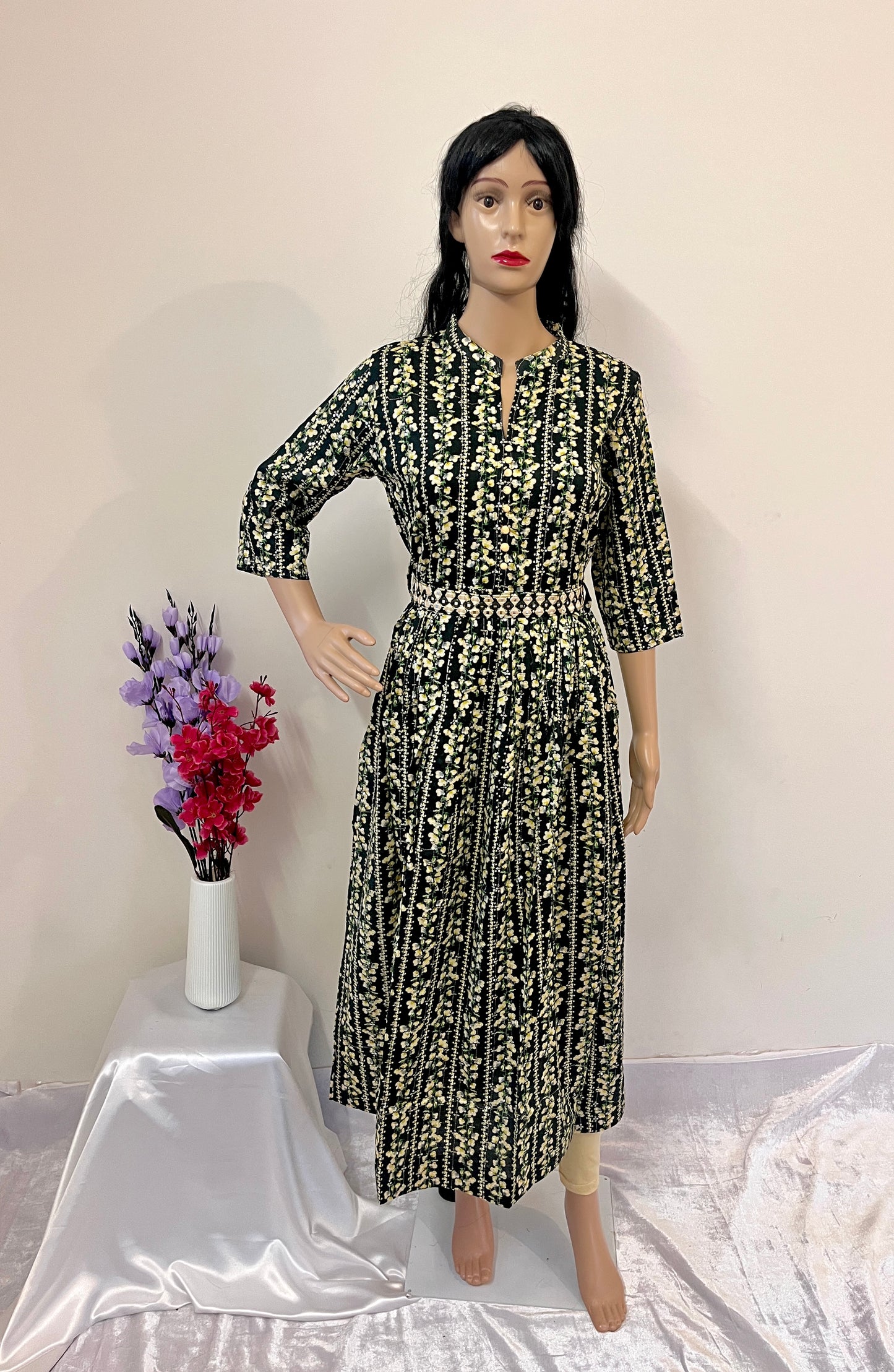 Sequence Belt Kurties